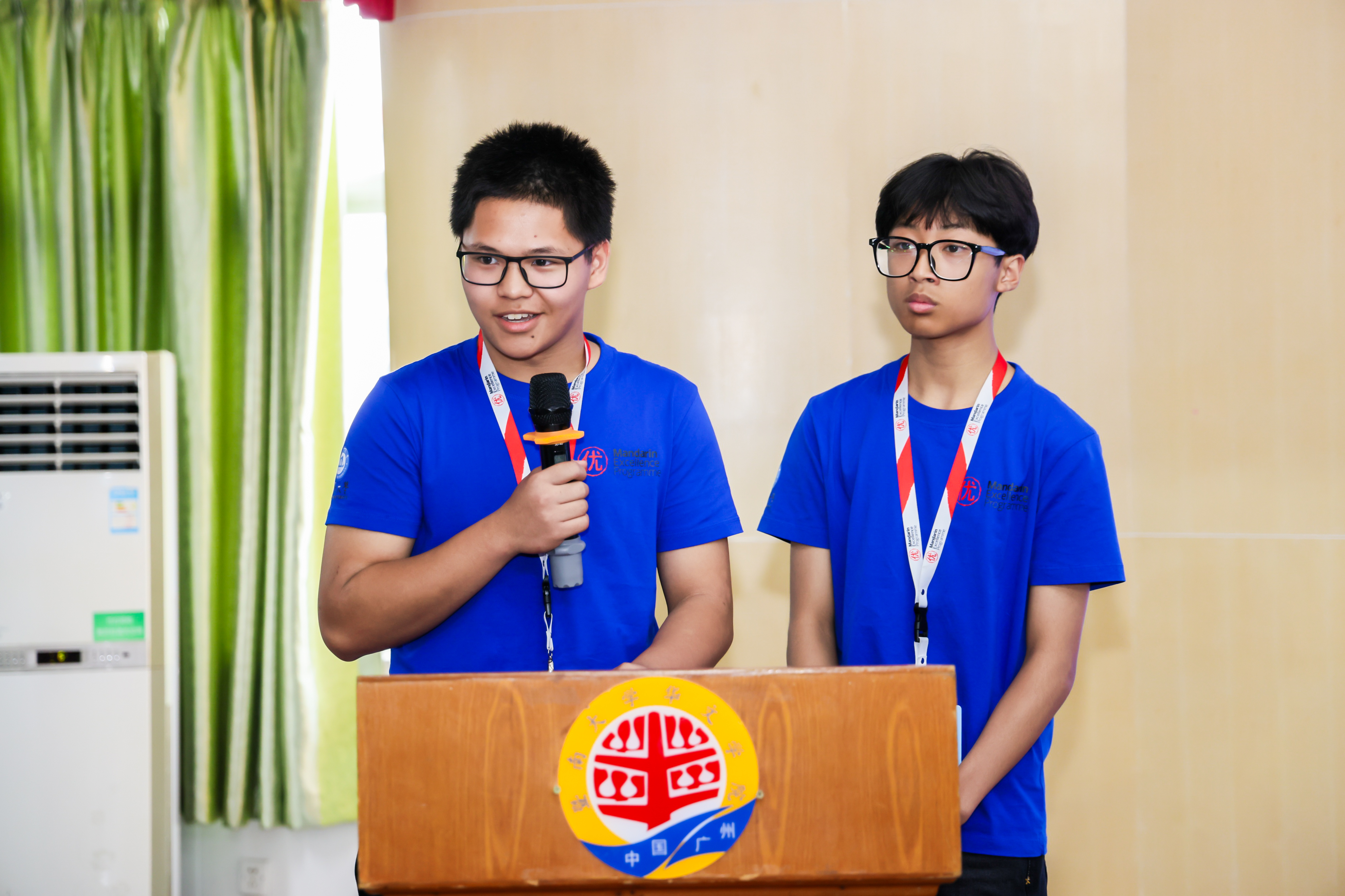 5.1-0712-MEP结营典礼Anthony Duc Tai Lam Pham、Adrain Song.jpg 5.1-0712-MEP结营典礼Anthony Duc Tai Lam Pham、Adrain Song.jpg